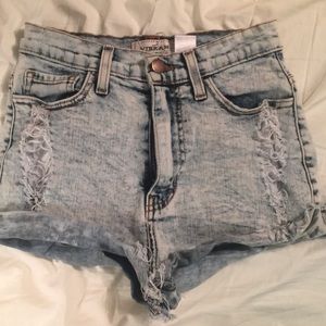 Small Jean shorts